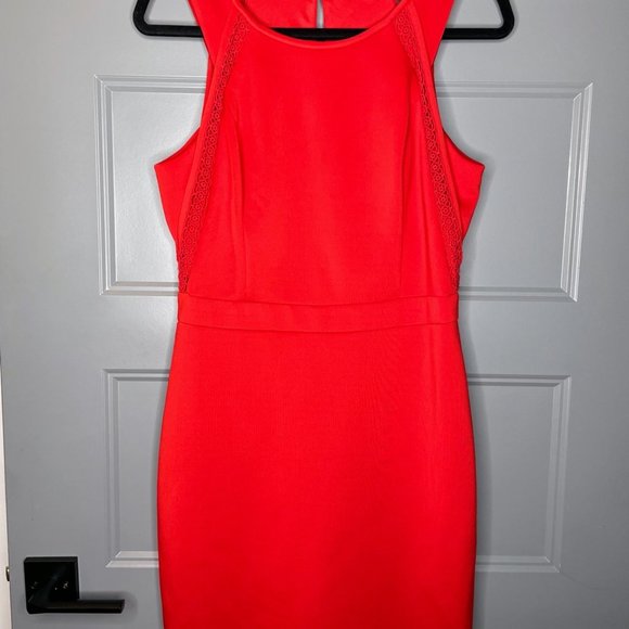 GUESS RED MEDIUM LENGTH DRESS - Picture 3 of 5